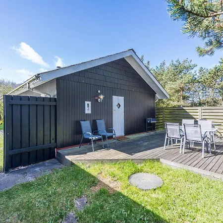 Xvii Holiday home *