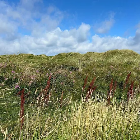 5 Person In * Вайерс-Странд